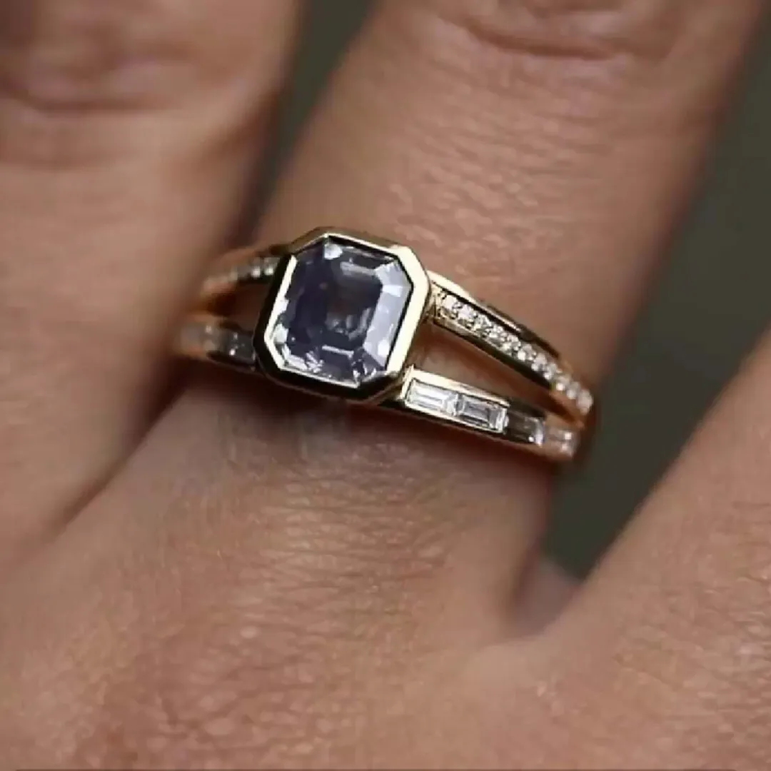 /public/photos/live/Spilt Shank Dark Asscher Cut Wedding Ring 460 (1).webp